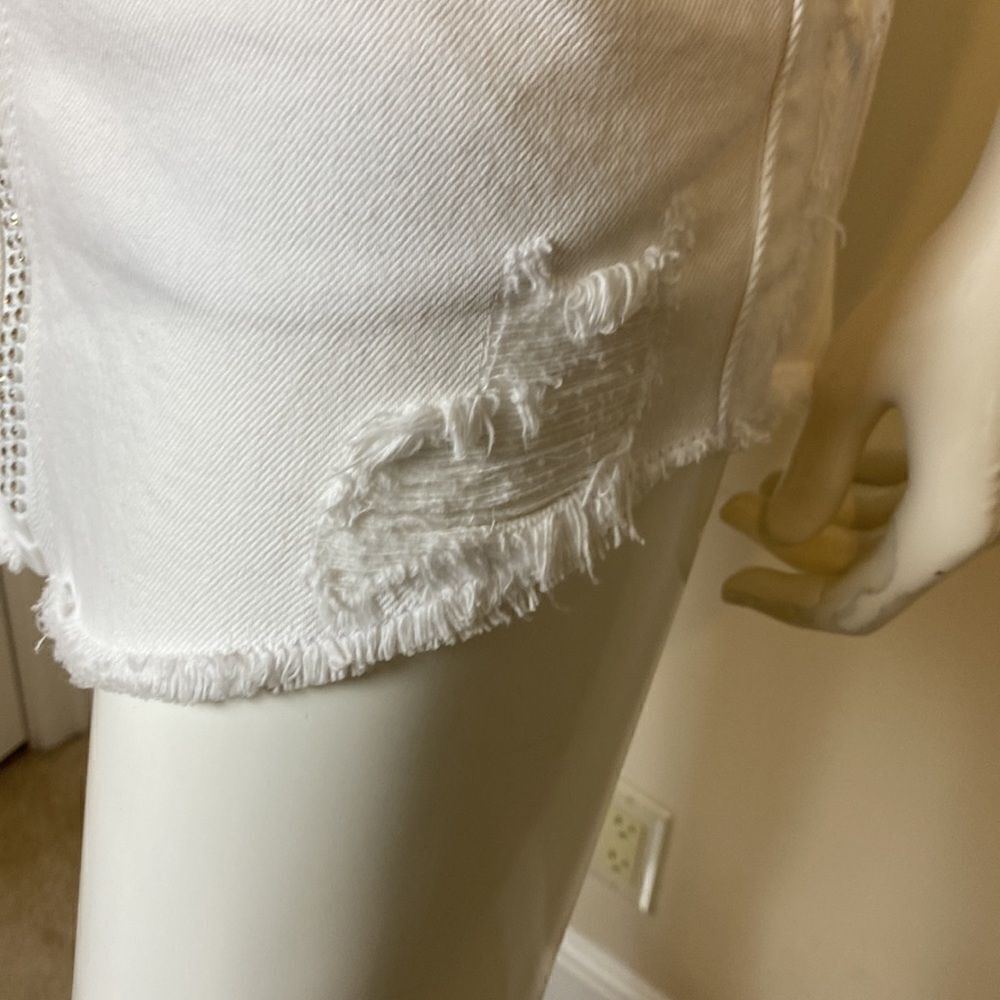 Carmar Denim Cute Sexy Mini Skirt White Rhinestone Zipper NWOT SIZE 25 - Picture 4 of 8